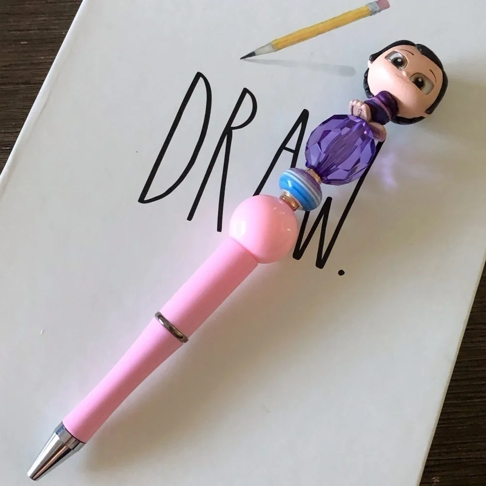 Disney Doorables: Raya & the Last Dragon: Little Noi handmade beaded pen